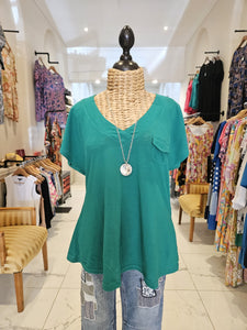 Amyic V Neck Tee Green