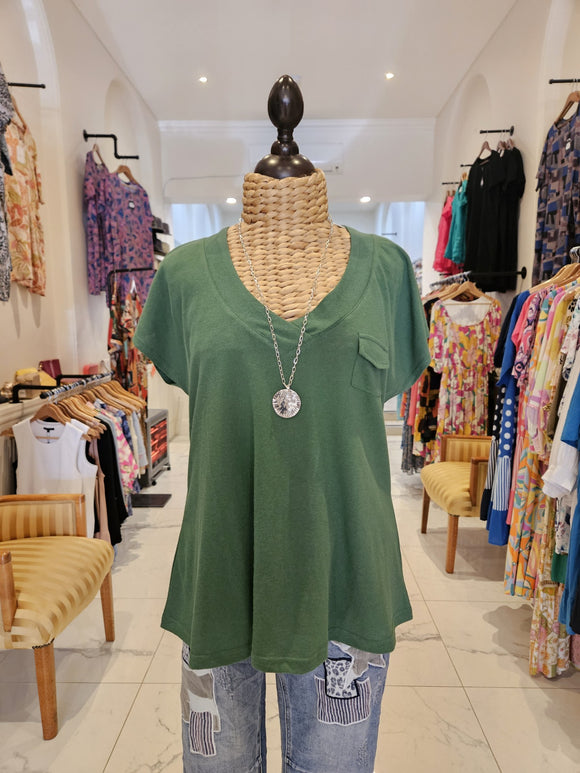 Amyic V Neck Tee Khaki