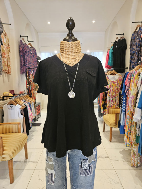 Amyic V Neck Tee Black